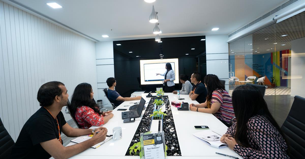 TrendwayTravel Za Nas