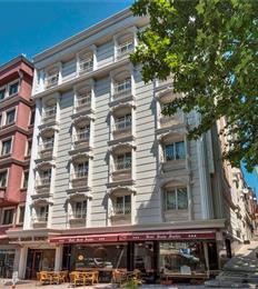 Santa Sophia Hotel 3*