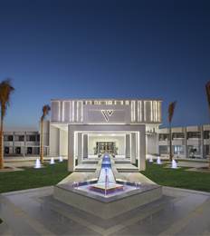 V Hotel 5* V Hotel 5*