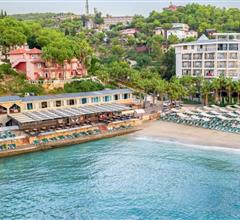 Senza Garden Holiday Club