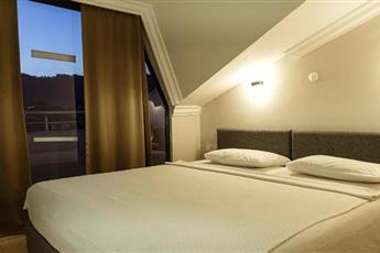 7 Brothers Hotel