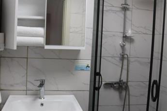 7 Brothers Hotel