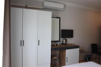 7 Brothers Hotel