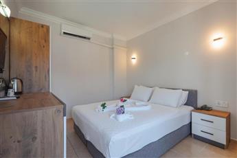 7 Brothers Hotel