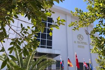 A Hotel Side
