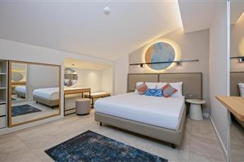 A Suite Side