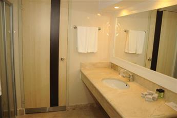 A11 Hotel Obakoy