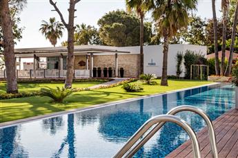 Acanthus Cennet Barut Collection