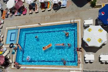 Acar Hotel