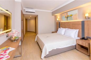 Ada Julian Marmaris Adults Only 16+