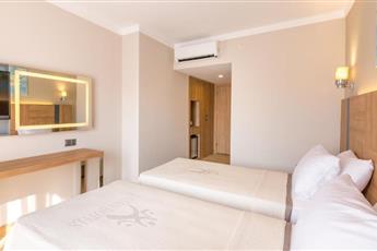 Ada Julian Marmaris Adults Only 16+