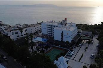 Ada Newday Resort Hotel 3*