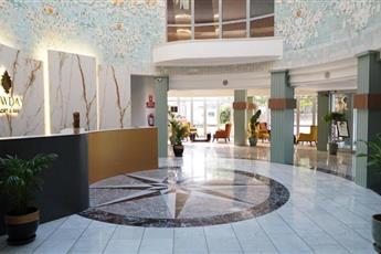 Ada Newday Resort Hotel 3*