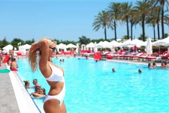 Adam & Eve 5* Adults Only 16+