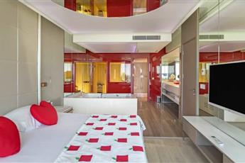 Adam & Eve 5* Adults Only 16+