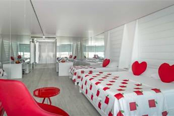 Adam & Eve 5* Adults Only 16+