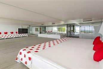 Adam & Eve 5* Adults Only 16+