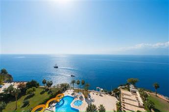 Adonis Hotel