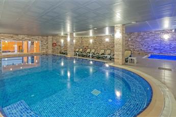 Adonis Hotel