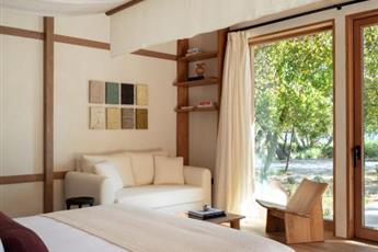 Ahama Hotel