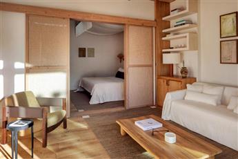 Ahama Hotel