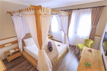 Akdeniz Beach Hotel 3*