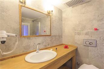 Akdeniz Beach Hotel 3*