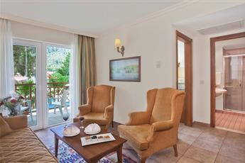 Akka Claros Hotel 4*