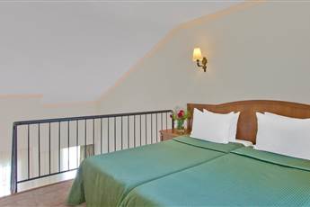 Akka Hotel Claros 4* Akka Hotel Claros 4*