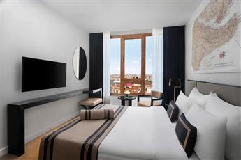 Akka Lush Taksim 4*
