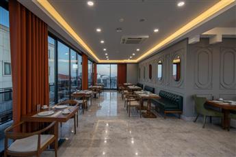 Akka Lush Taksim