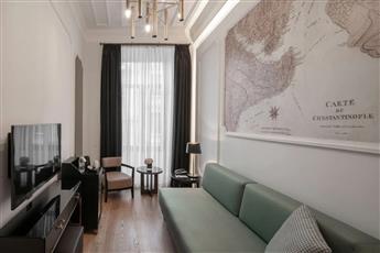 Akka Lush Taksim