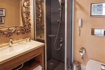 Akka Suites Taksim 3*