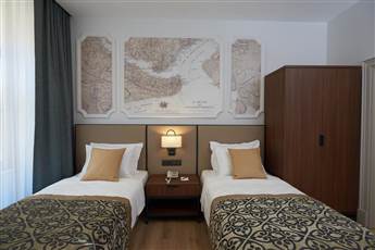 Akka Suites Taksim 3*