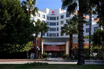 Akra V Hotel