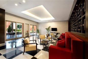 Akra V Hotel
