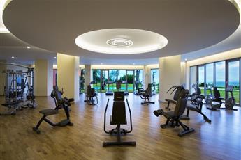 Akra V Hotel