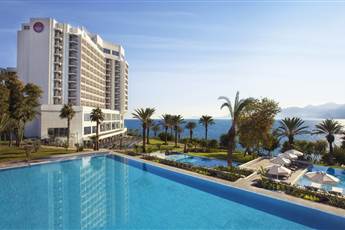 Akra V Hotel 5*
