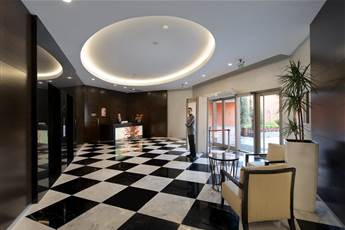 Akra V Hotel 5*
