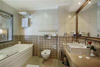 Alaiye Resort & Spa Hotel