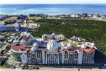 Alan Xafira Deluxe Resort & Spa 5*