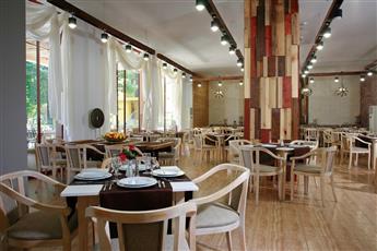 Alba Hotel 4*