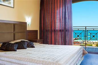 Alba Hotel 4*