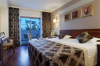 Alba Queen Hotel 5*