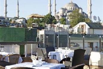 Albatros Premier Hotel 4*