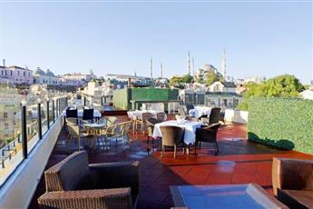 Albatros Premier Hotel 4*