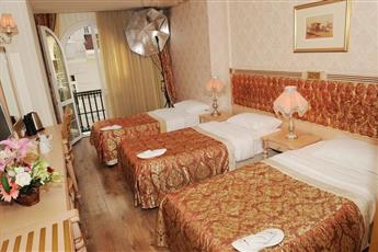 Albatros Premier Hotel 4*