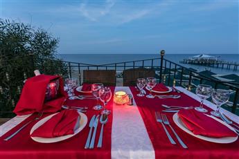 Aleria Belport Beach Hotel