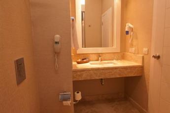 Alesta Yacht Hotel 4*