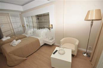 Alesta Yacht Hotel 4*